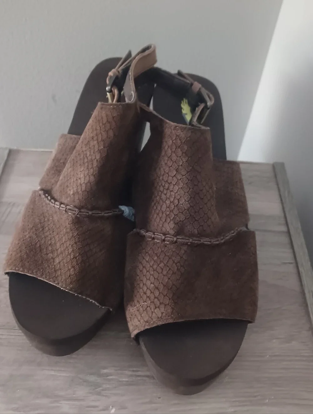 Volatile Bohemian Wedge Sandals Sz 10